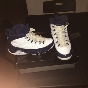 Unc Jordan 9 Retros